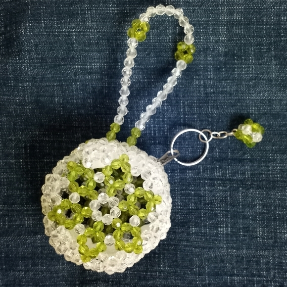 Vintage Green Clear Plastic Bead Coin Purse Keychain Craft Handmade Zipper Round - Picture 3 of 3
